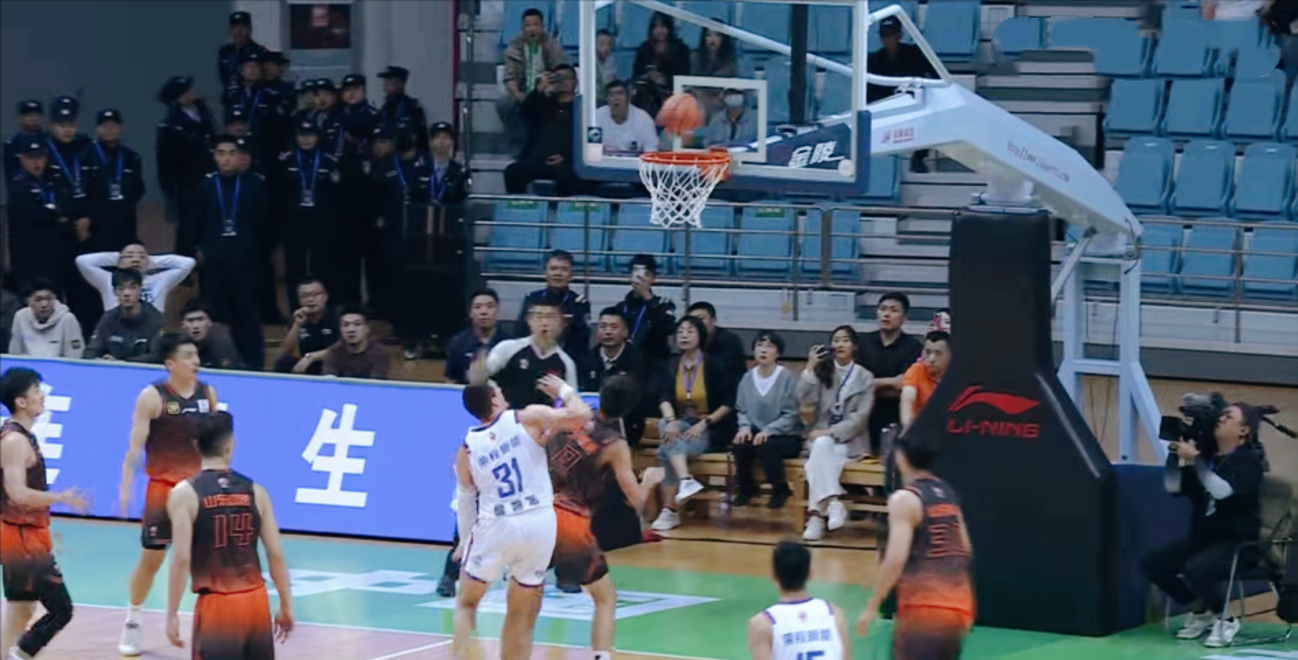 kaiyun-加时末段欧篮联焦点战，勒沃库森绝杀压哨，目标明确，心理建设被强调(拜仁62大胜勒沃库森)