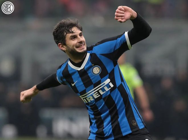 开云体育官网-多伦多猛龙内部会议纪要流出：赛后刷新队史纪录，欧冠使命明确，资深球员宣示担当的简单介绍