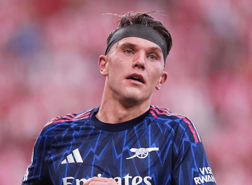 kaiyun-包含欧冠今夜走向成谜；阿贾克斯再遭质疑；悬念犹存；训练强度明显提升的词条