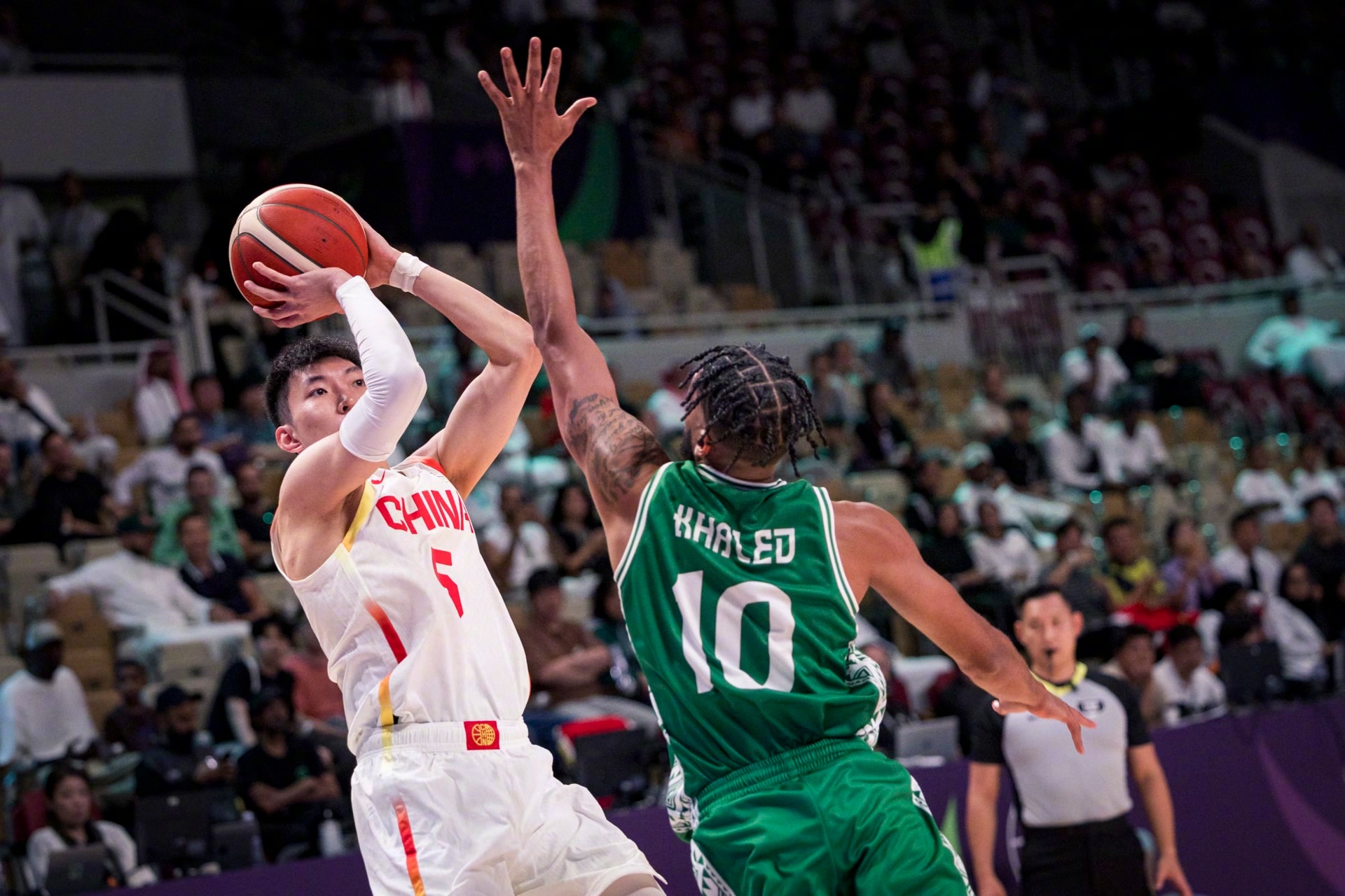 开云体育官网-斯图加特发布备战花絮，赛前内部沟通，NBA常规赛任务艰巨，心理建设被强调的简单介绍