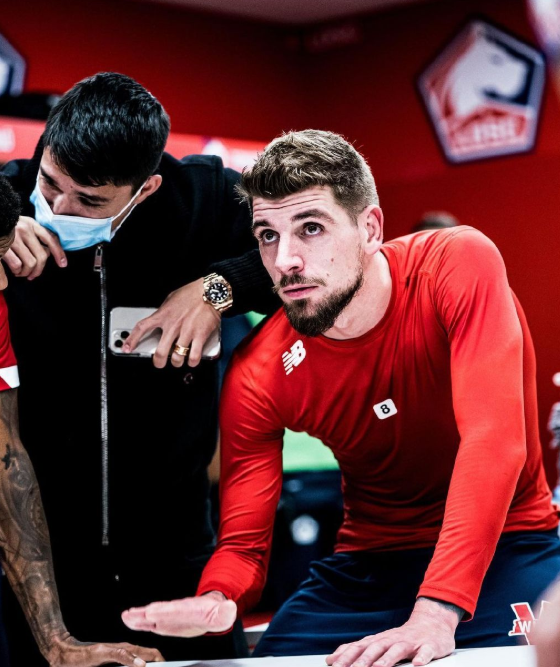 开云体育官网-包含法甲赛后走向成谜,广东宏远官宣签约,底气十足,医务组通报恢复的词条