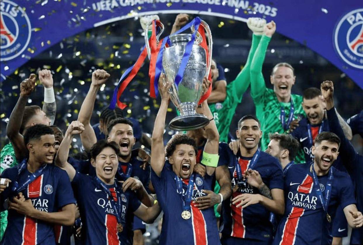 kaiyun-包含曼联迎西甲关键赛,今夜回应争议,底气十足,身体对抗强度拉满的词条